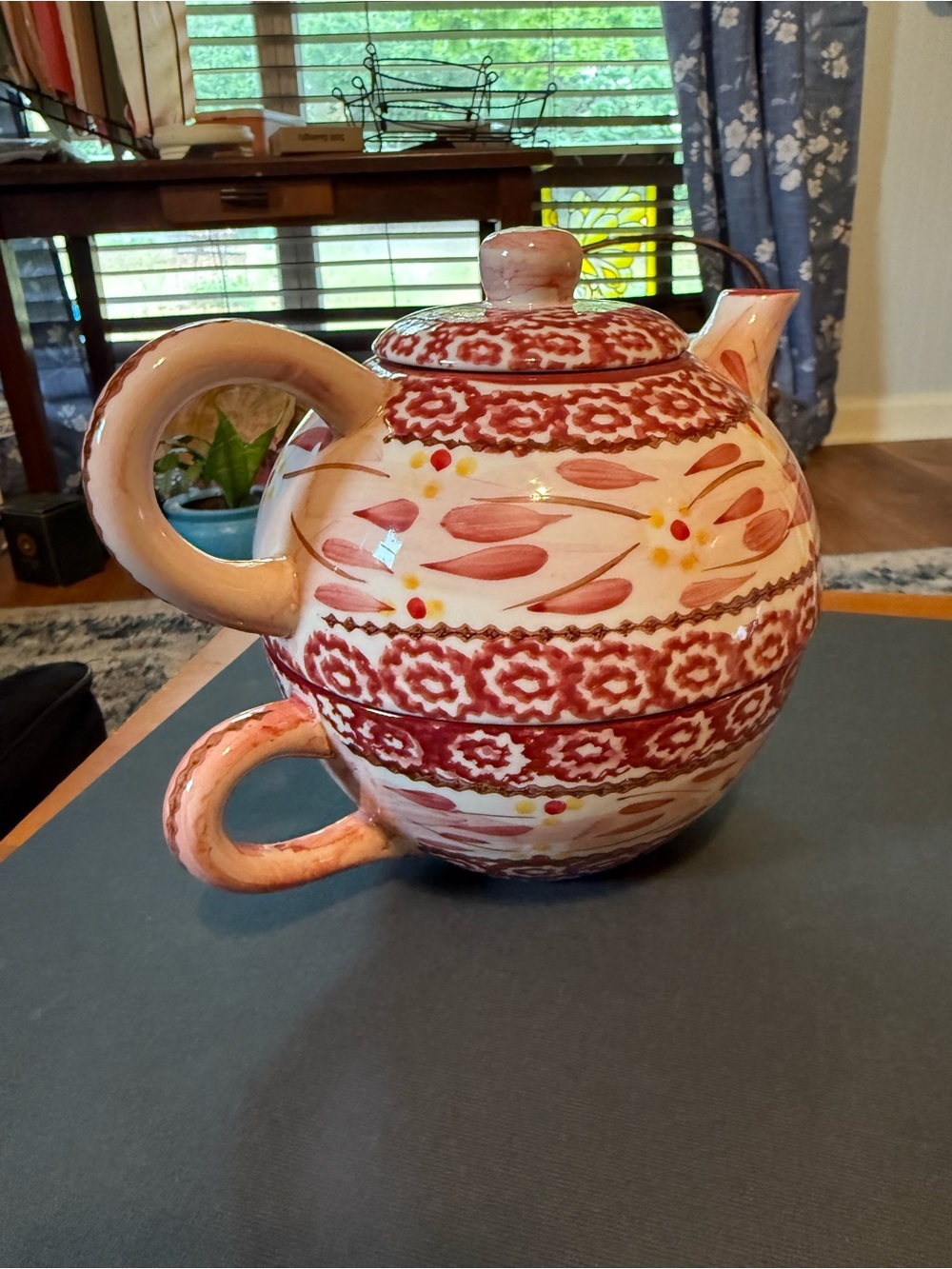 Temp-tations by Tara Pink and Rose Floral Teapot with cup - Picture 3 of 9
